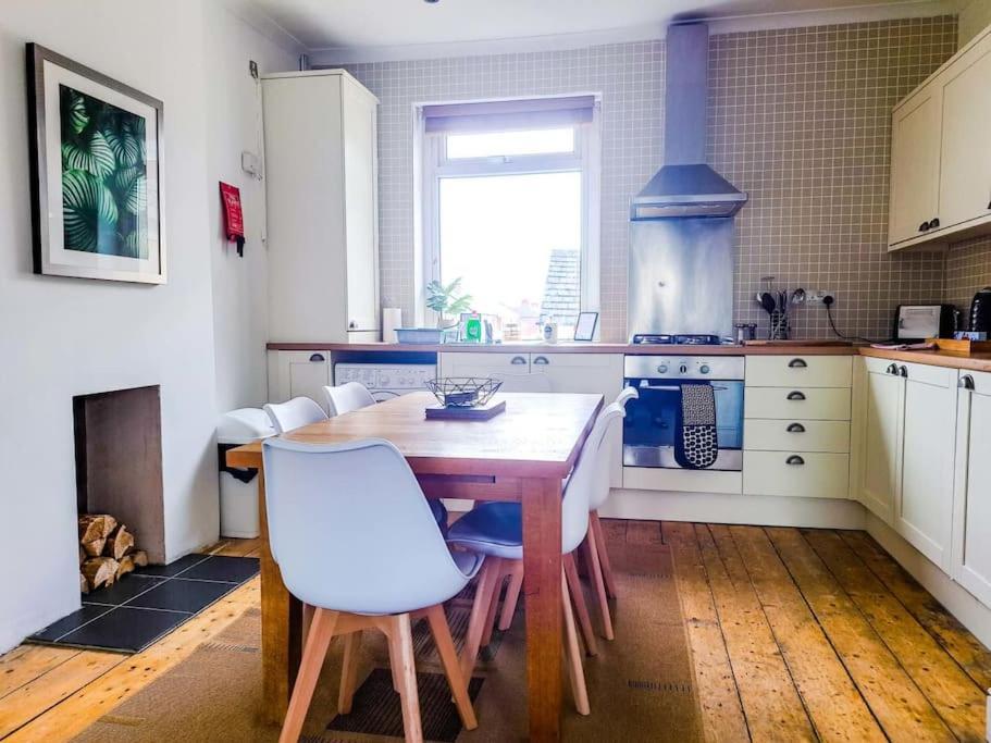 Апартаменти 3 Bed Flat Near To Cardiff And Cardiff Bay Екстер'єр фото